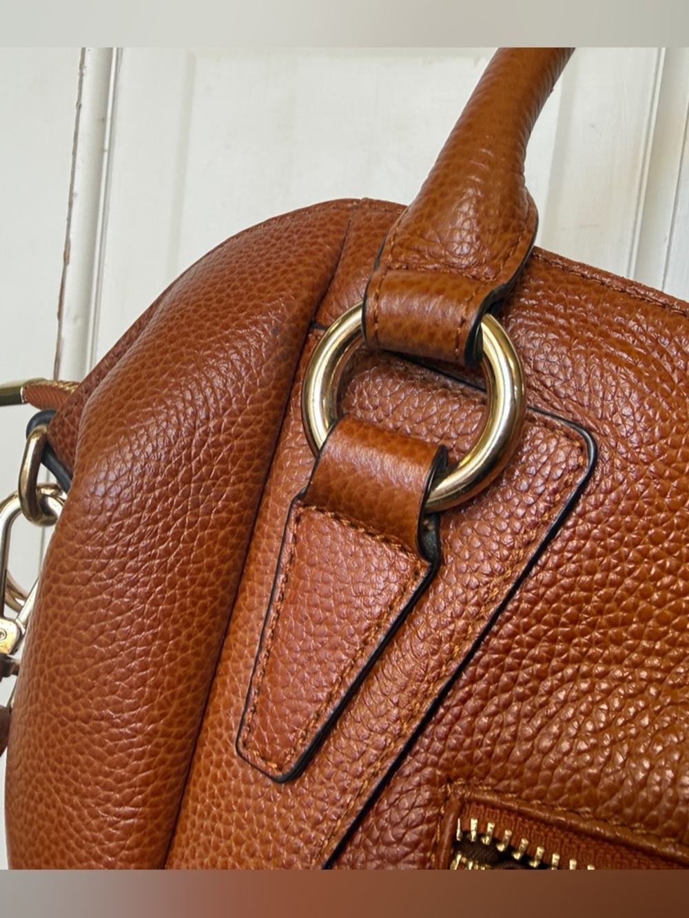 LIKE NEW Vicenzo Leather Caramel Satchel Tote Handbag Purse Crossbody - Picture 14 of 16